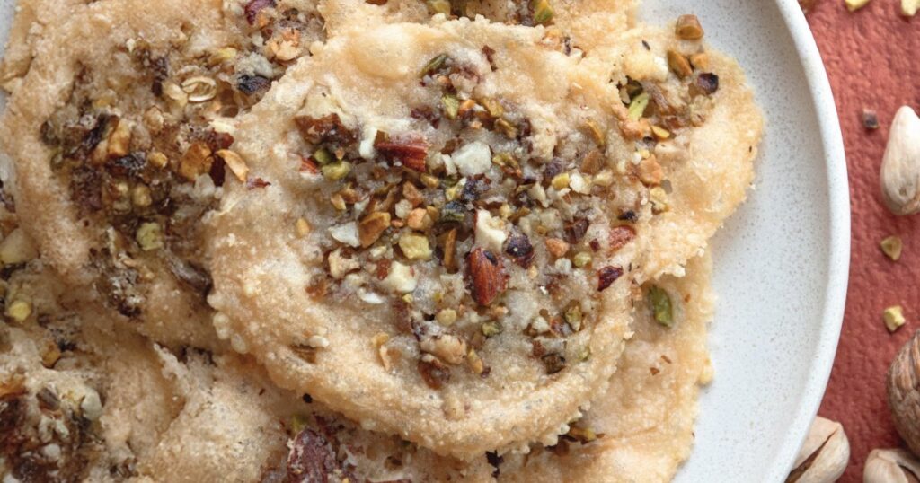 Recette de chips de parmesan aux amandes et noisettes pour un apéritif savoureux et léger