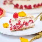 Framboisier léger au mascarpone : une recette traditionnelle de pâtisserie française.