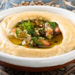 Recette traditionnelle du houmous à la turque : ingrédients et méthode de préparation détaillés