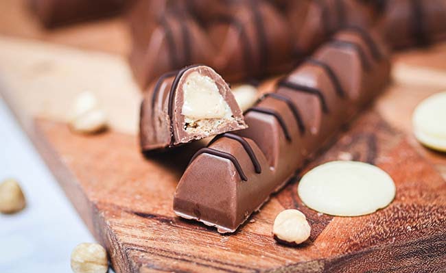 Recette des Kinder Bueno maison : une approche artisanale de la pâtisserie en France