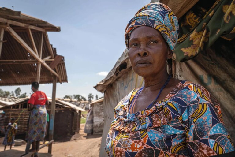 Ebola en RDC : les femmes soignantes confrontées à des risques accrus.