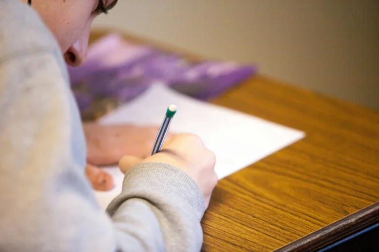 Résultats brevet : dates, horaires et méthode de calcul des notes dévoilés.