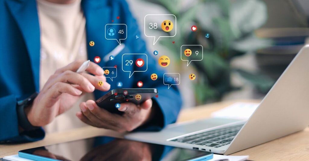 Cinq formations courtes pour maîtriser les réseaux sociaux en France pour les professionnels du marketing