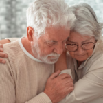 Démence sénile et Alzheimer : distinctions essentielles souvent confondues en santé publique.