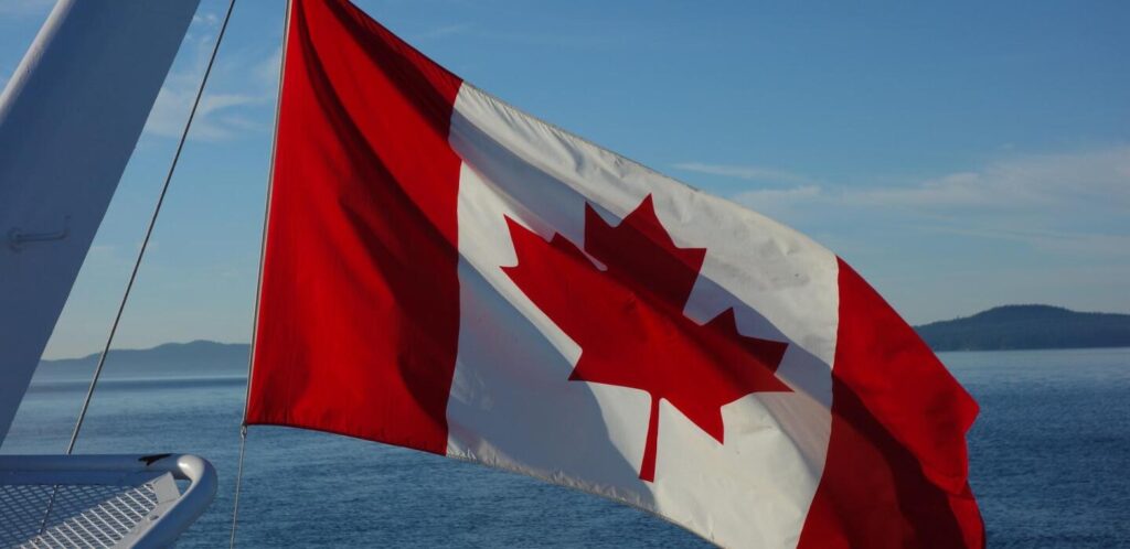 La Banque du Canada maintient son taux directeur à 2,25 % pour le moment.