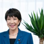 Le Japon met en place un plan de relance massif avec financement public et privé.