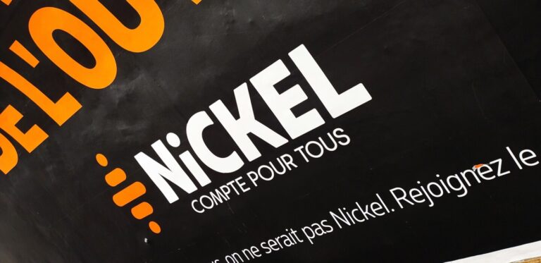 Nickel ouvre un compte dédié aux professionnels pour simplifier la gestion financière.