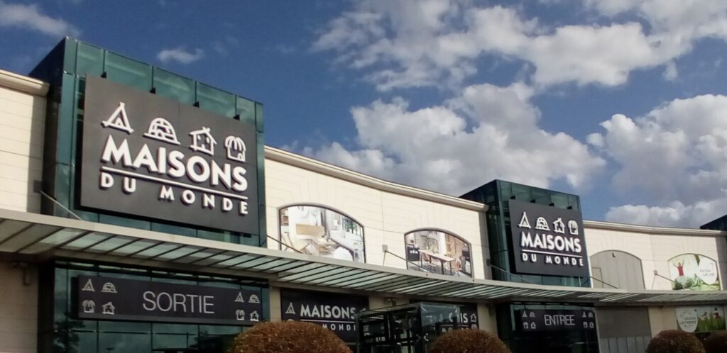 Maisons du Monde passe sous le contrôle de deux fonds britanniques pour sa restructuration.