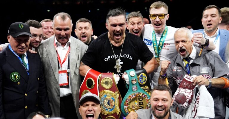 Usyk abandonne ses ceintures de champion des poids lourds, créant une vacance dans la catégorie.