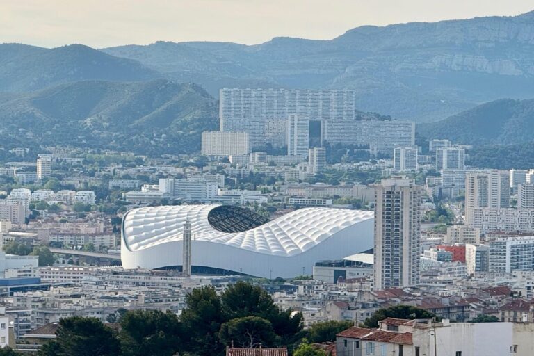 Le stade Vélodrome devient le partenaire de l’OM pour un contrat de 7 ans.