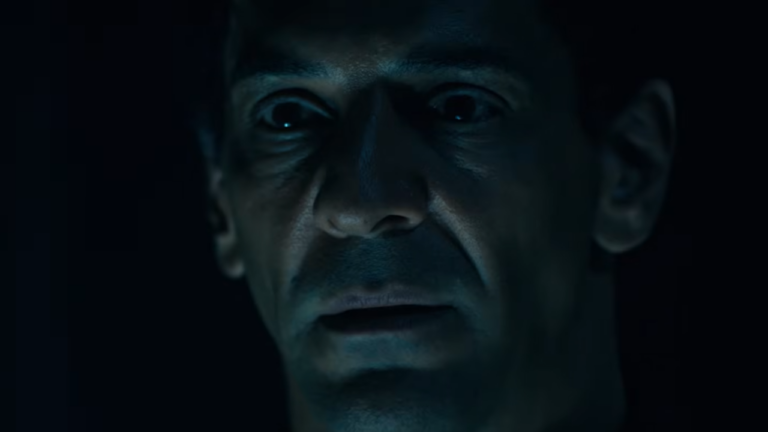 Netflix dévoile le trailer de la série GIGN avec Tomer Sisley, révélant des scènes d’action.