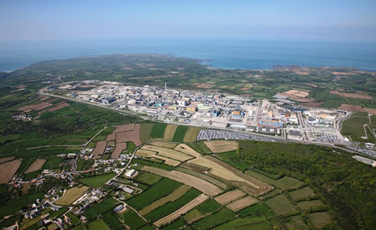 Orano utilise la photonique pour renforcer la sécurité des usines de traitement des déchets nucléaires.