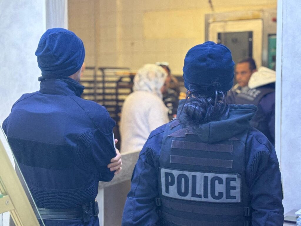 Opérations de police dans les Bouches-du-Rhône entraînent la fermeture d’urgence de plusieurs commerces.