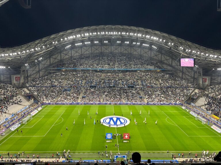 Calendrier de l’OM en Ligue 1 : un match d’ouverture face à un rival majeur.