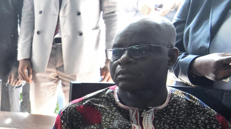 Côte d’Ivoire : le parti de Gbagbo réclame la libération d’autres ex-ministres après celle d’un ancien membre.