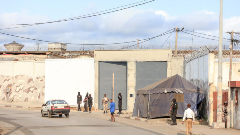 Gabon : campagne pour un renforcement des moyens judiciaires et des prisons modernes