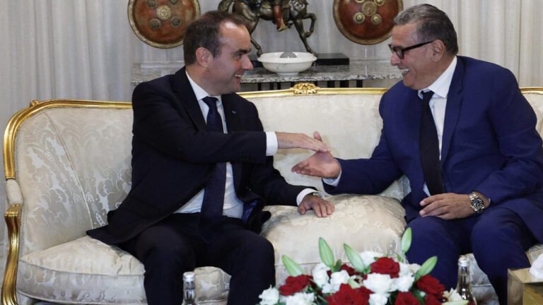 Le Premier ministre français en visite à Rabat pour signer un traité bilatéral France-Maroc.