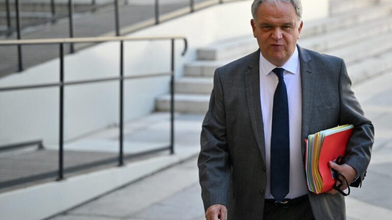 François-Noël Buffet, sénateur républicain, nommé Défenseur des droits en France