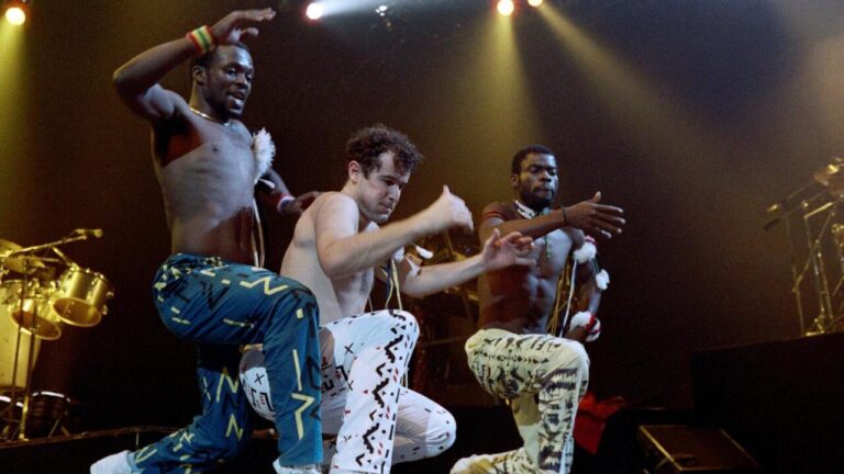 « Asimbonanga » de Johnny Clegg & Savuka : un hommage à Nelson Mandela dans la musique sud-africaine