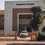 Mali : six proches de Bah N&rsquo;Daw jugés pour tentative de complot contre l&rsquo;État