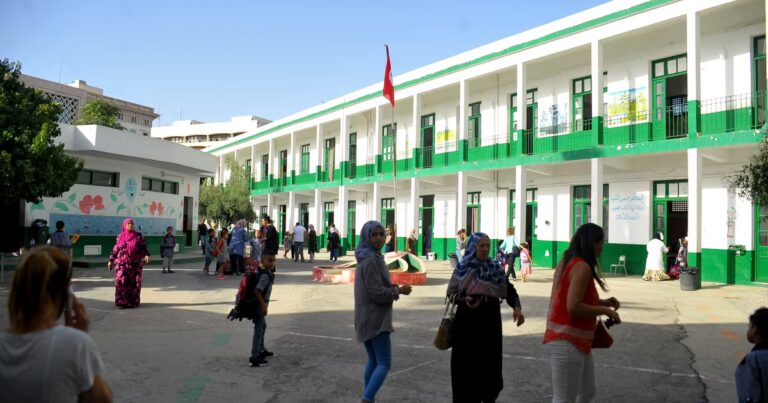 Fraude au baccalauréat en Tunisie : un phénomène en forte augmentation dans les établissements scolaires.