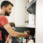 Congé de naissance : les nouvelles mesures améliorent la vie des familles en France.