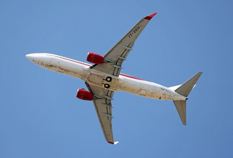 L’UE interdit à Air Express Algeria l’accès à son espace aérien pour des raisons de sécurité.