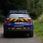 Des Américains retrouvent les voitures de deux Français disparus après plusieurs années.