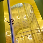 Une crèche verticale conçue par Francis Kéré à Munich pour stimuler l’imagination des enfants