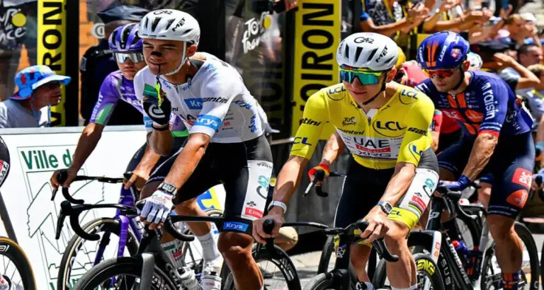 Tadej Pogacar face à des difficultés avant l’étape de l’Alpe d’Huez au Tour de France