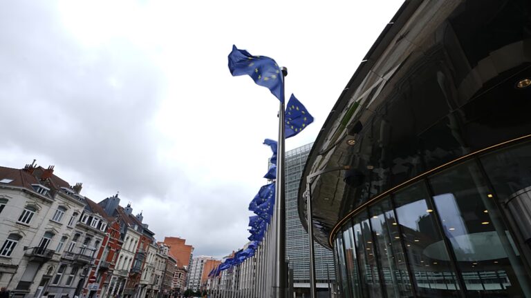 Les capitales de l’UE peinent à rivaliser avec Bruxelles en matière de ressources humaines et technologiques.