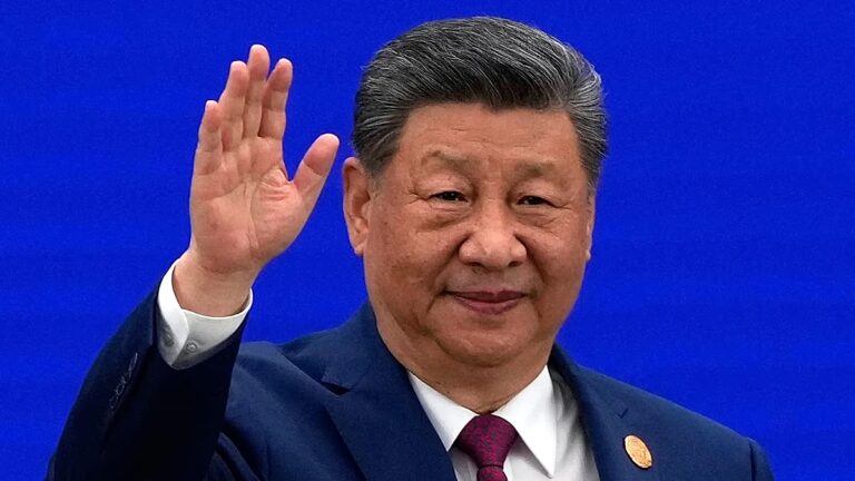 Xi appelle à une coopération mondiale sur l’IA face aux restrictions américaines sur la technologie chinoise.