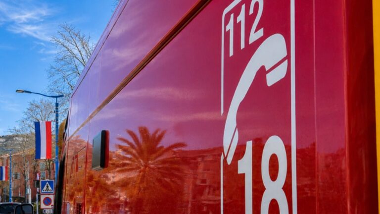 Incendie dans un commerce à Grasse : évacuations préventives sans blessés.