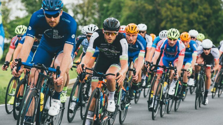 Levens : la cyclo Tour des Alpes-Maritimes avec Bernard Hinault sur un parcours de 100 kilomètres