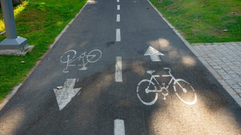 Une piste cyclable transfrontalière reliera Menton à Vintimille pour les cyclistes.