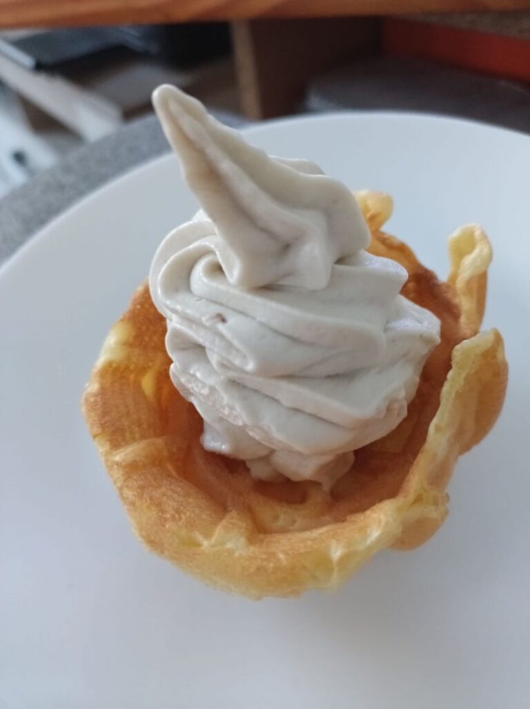 Recette de crème glacée à la banane avec swirl Ninja présentée par Gigi en cuisine