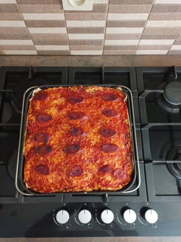 Recette de wrap pizza au chorizo et Serrano avec fromage Comté en cuisine sur Gigi
