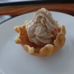 Recette de crème glacée spéculoos réalisée avec la swirl Ninja par Gigi en cuisine