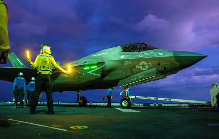 Guerre au Moyen-Orient : Les Etats-Unis frappent l’Iran et rétablissent des sanctions.