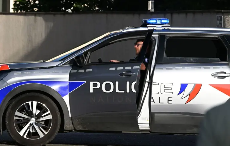 Yvelines : Un homme tue sa femme avant de se suicider, enquête en cours.