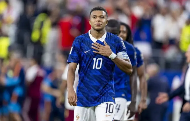 Kylian Mbappé remercie les Français avec un encart publicitaire pour la Coupe du monde 2026