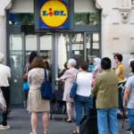 Lidl répond aux accusations après des scènes de chaos liées à des climatiseurs.