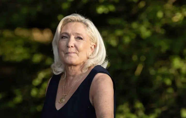 Le Pen confrontée à la montée des tensions, la Belgique surclasse les États-Unis, canicule persistante.