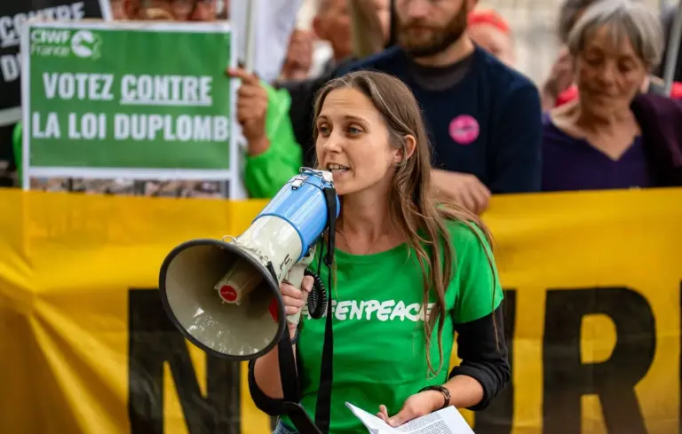 Retour de l’acétamipride et flupyradifurone : l’Anses face à des décisions cruciales.