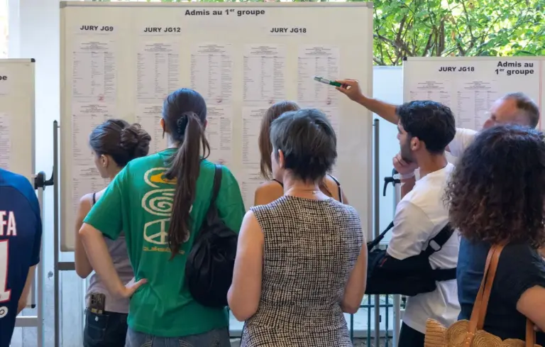 Baccalauréat 2026 : taux de réussite définitif de 91,4 %, baisse de 0,4 point par rapport à 2025.