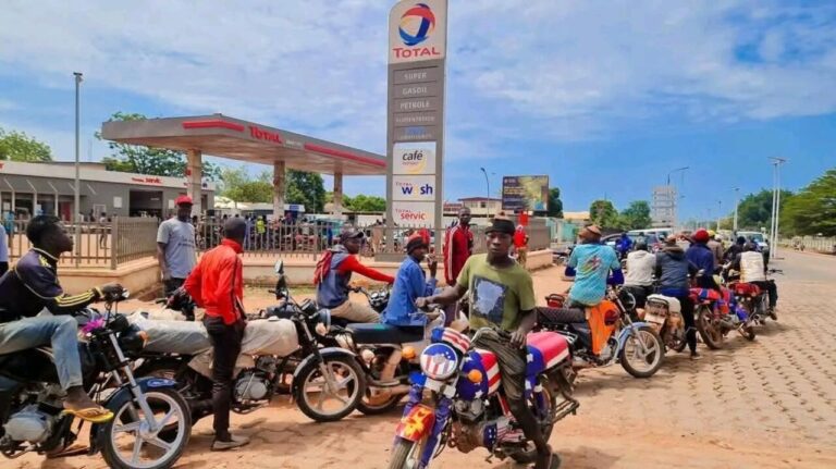 Pénurie de carburant à Bangui : les consommateurs de Centrafrique en difficulté.