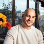 Mehdi Djaadi souligne l&rsquo;importance de reconnaître la vie comme un miracle.