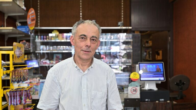 Jean-Marc Vialars, buraliste d’Auch, analyse les évolutions du secteur en 40 ans.