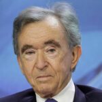 Bernard Arnault, patron de LVMH, conteste un redressement fiscal en cours.