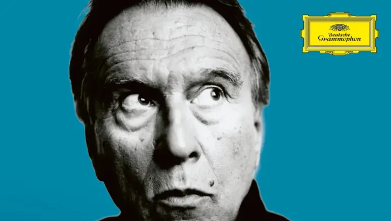 György Kurtág, Claudio Abbado et l’Orchestre Philharmonique de Berlin interprètent Stèle